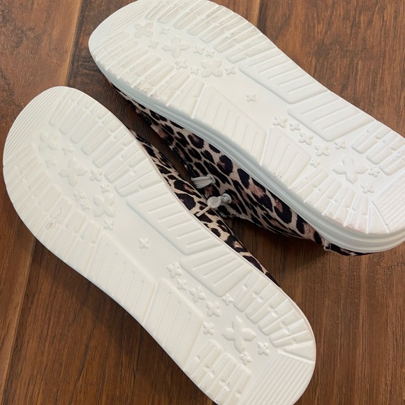 Leopard + Serape Canvas Shoes - Picture 3 of 4